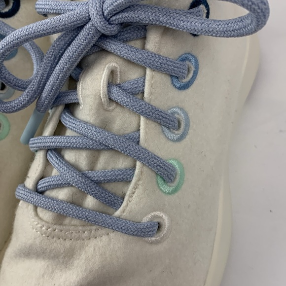 allbirds white ankle shoes - Picture 4 of 14